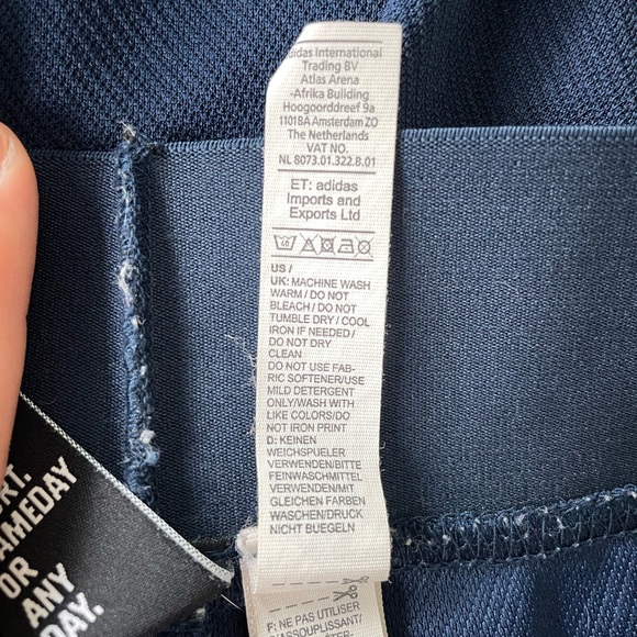 VGUC Adidas Women’s Relaxed Fit Elastic Waistband Trackpants w/Zipper Ankle Sz M - Picture 12 of 13